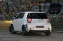 toyota-iq-vertical-by-musketier