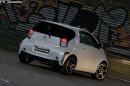 toyota-iq-vertical-by-musketier