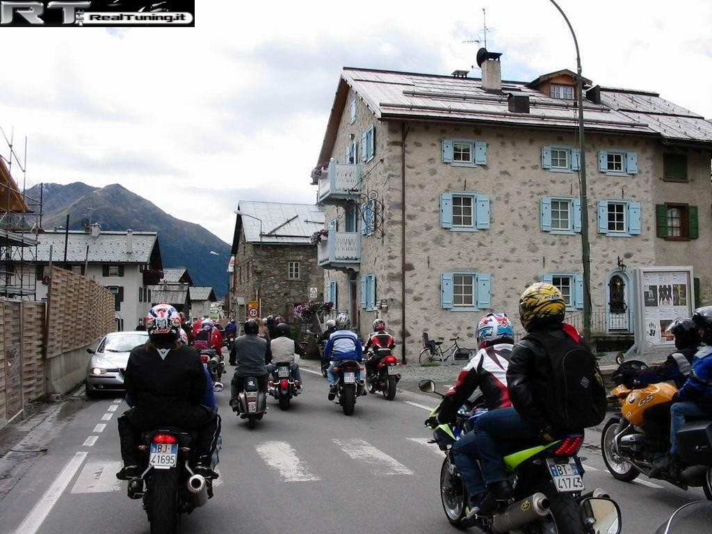 2003-08-motoraduno-a-livigno (Foto 4)