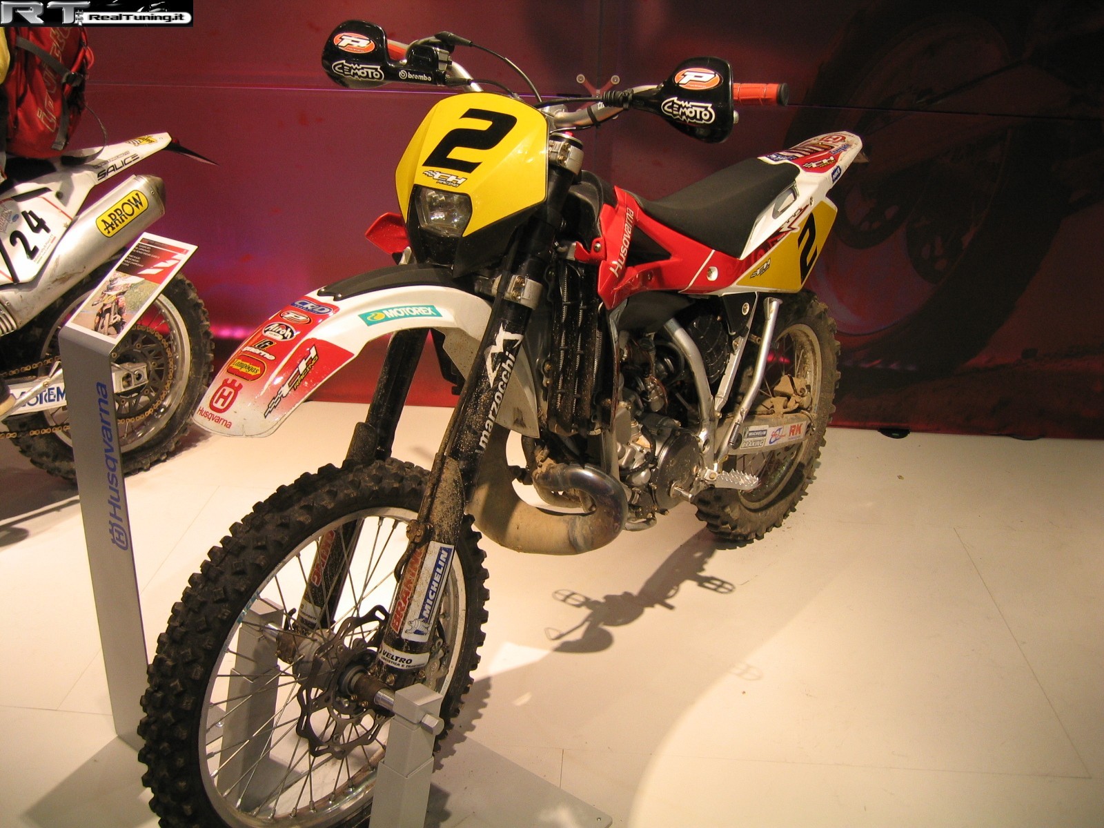 2007-11-eicma-fiera-cicli-e-motocicli (Foto 30)