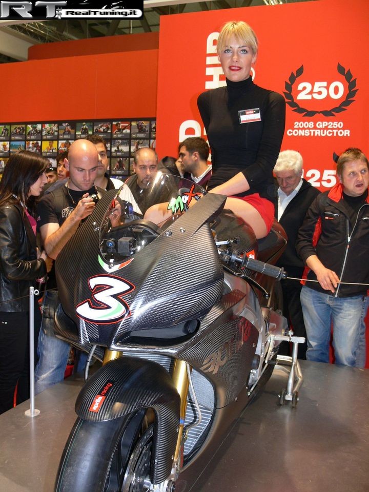 2008-11-eicma-66-salone-del-ciclo-e-motociclo (Foto 61)