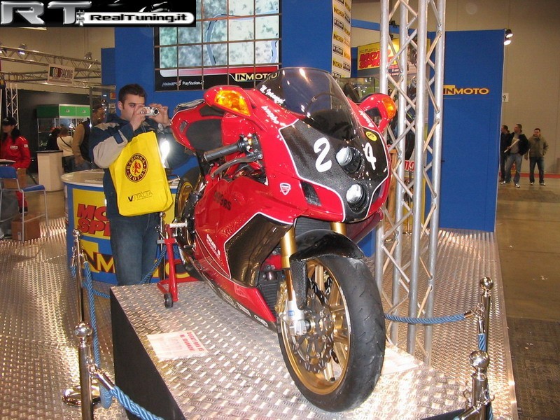 2005-11-eicma-fiera-motocicli (Foto 32)