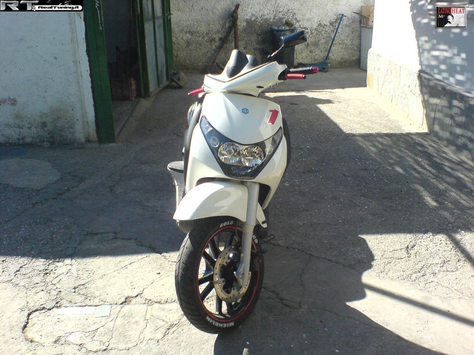 PIAGGIO BEVERLY  di LATINO HEAT - Foto 1